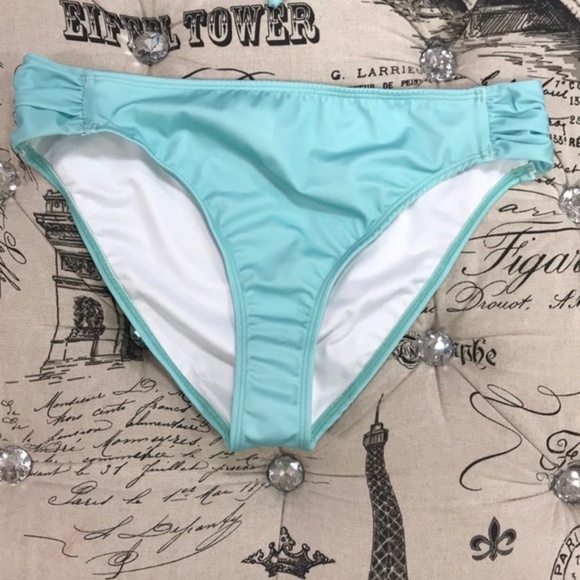 Heart and Harmony Sun Short Sleeve Rashguard 2-Piece - Picture 5 of 7